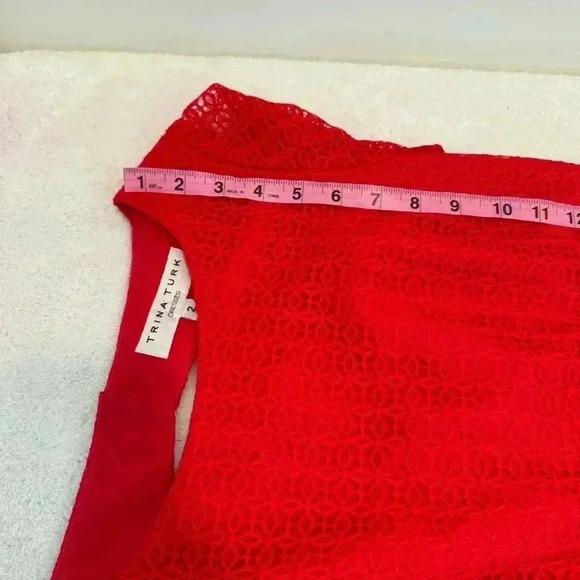 Trina‎ Turk Red Eyelet Dress Size 2 Peekaboo Back Cut Out - Picture 13 of 14